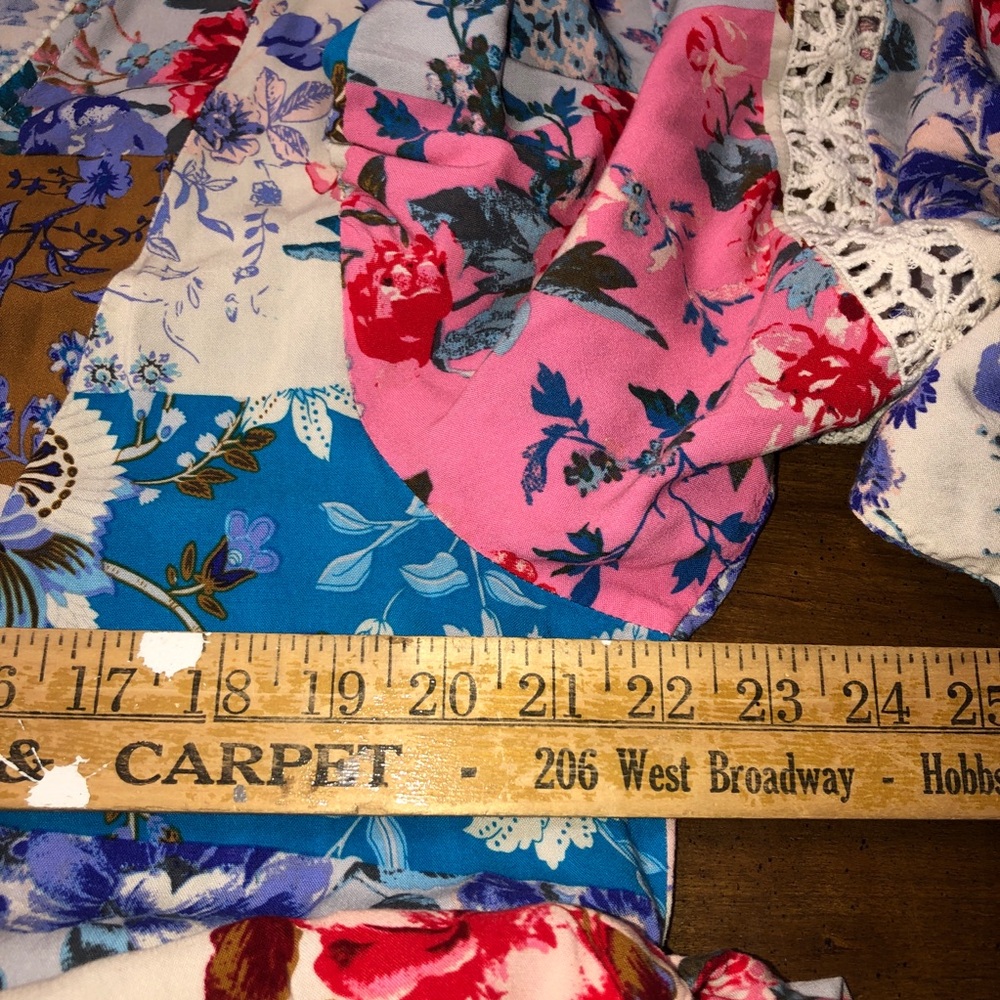 PREOWNED Aveology by AvenueSZ 18
Floral Patchwork Maxi Dress - Picture 5 of 7